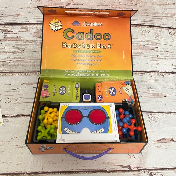 CRANIUM Cadoo Board Game - Picture 2 of 6